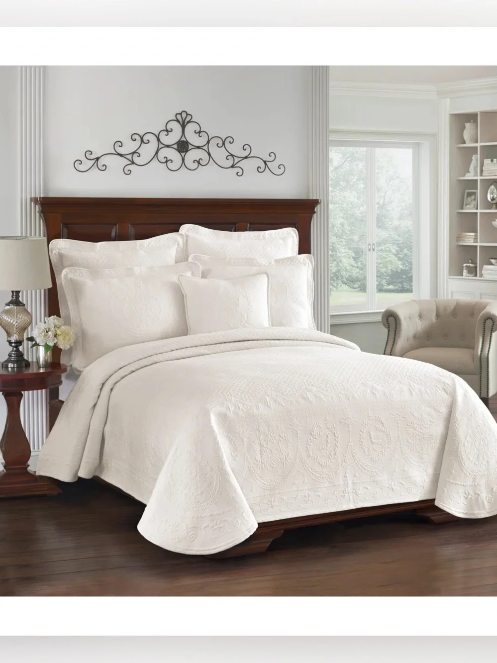 Historic Charleston King Charles Ivory King Cotton Matelasse Coverlet